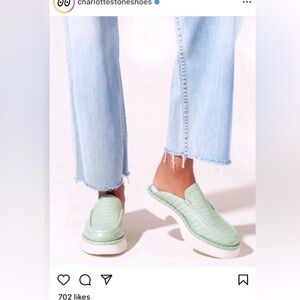 NEW Charlotte Stone Duncan Platform Loafers in Jade Mint Green Croc Size 7